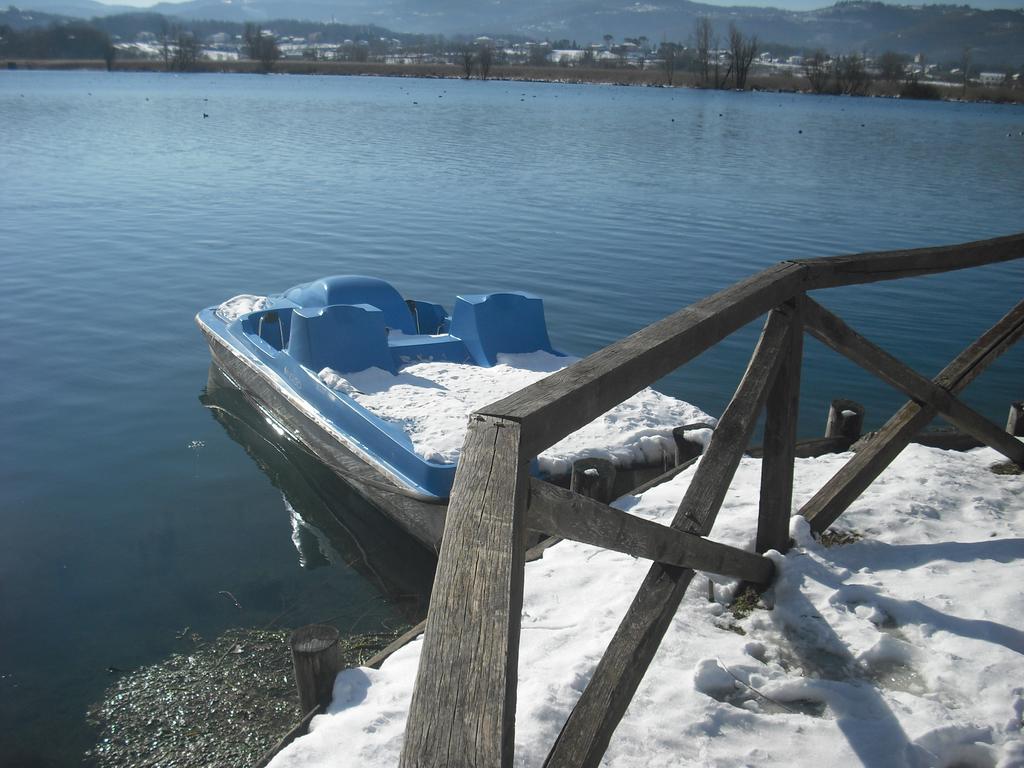 La Casa Sul Lago Posta Fibreno Eksteriør billede