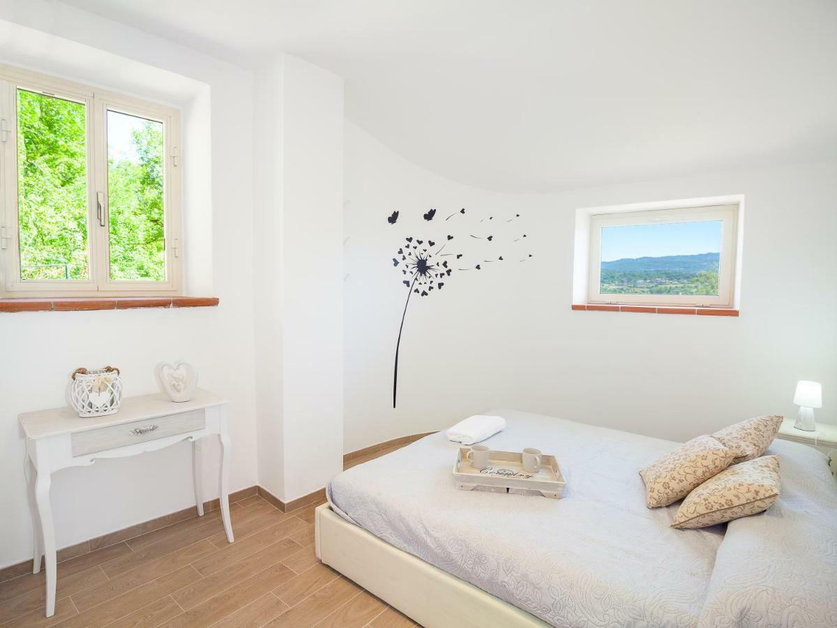 La Casa Sul Lago Posta Fibreno Eksteriør billede