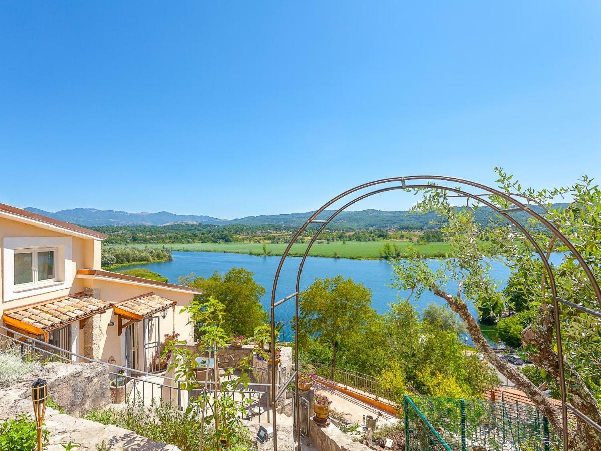 La Casa Sul Lago Posta Fibreno Eksteriør billede