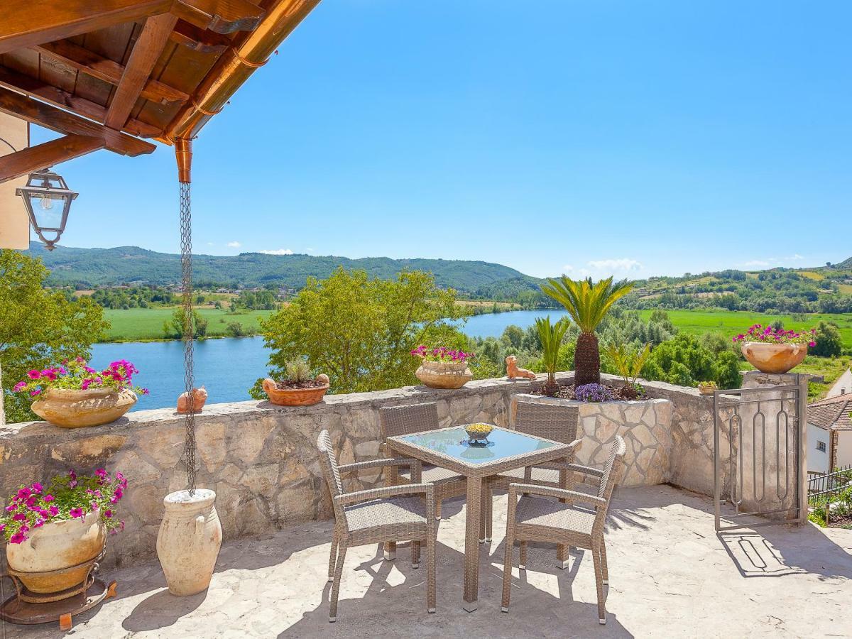 La Casa Sul Lago Posta Fibreno Eksteriør billede